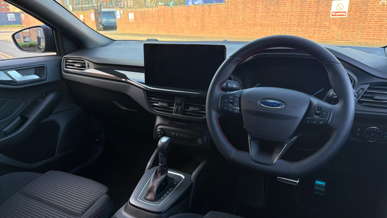 Ford Focus 1.0 EcoBoost Hybrid mHEV 155 ST-Line 5dr Auto Petrol Estate